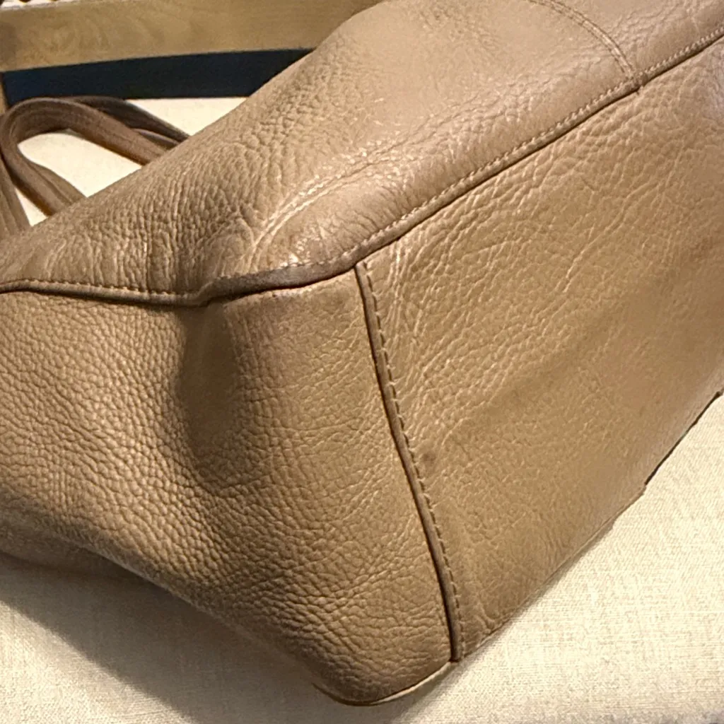 Tommy Hilfiger Tote (Well Loved) - Image 8