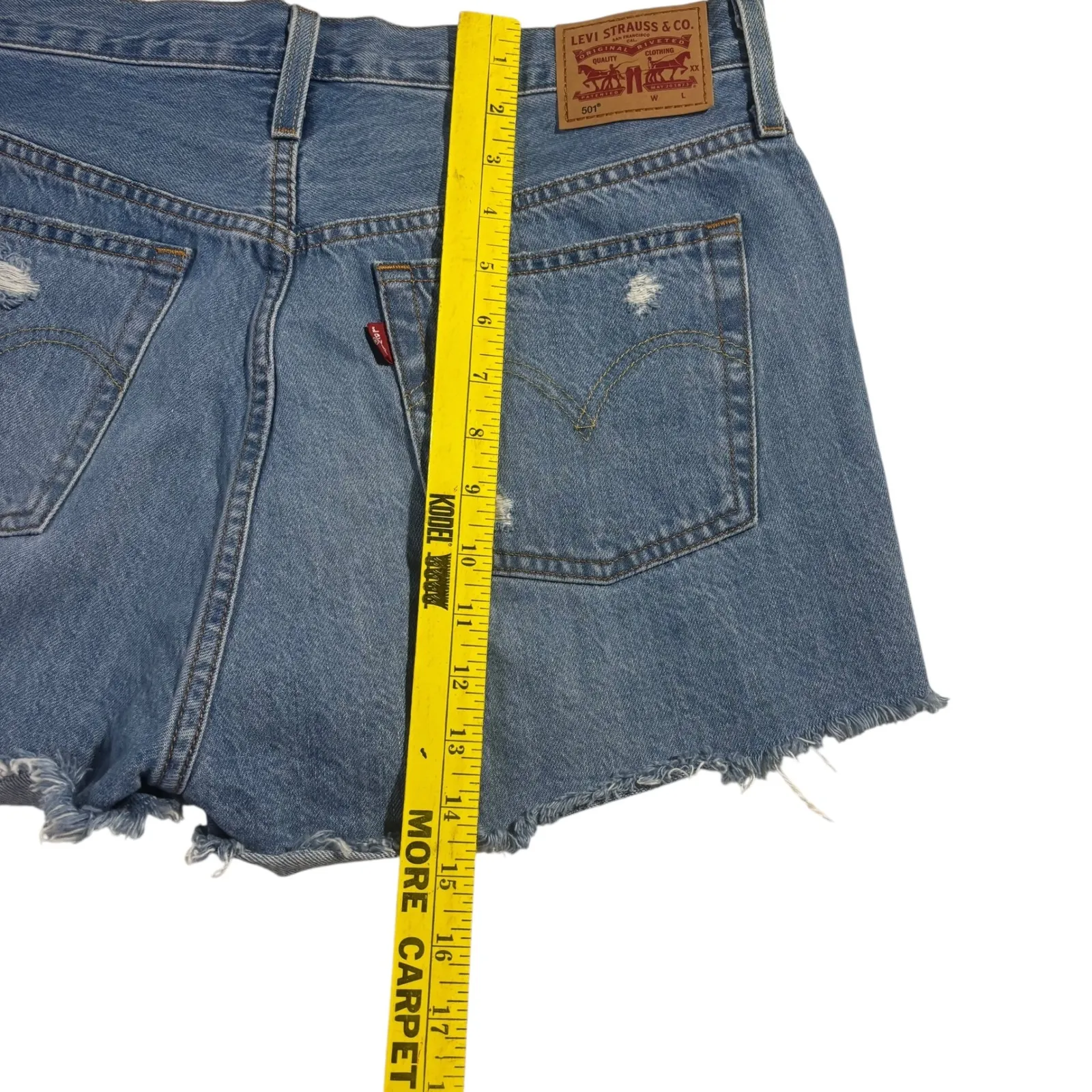 Levi's 501‎ Denim Shorts Women's Size 31 Blue Distressed Ripped Frayed Hem - Image 8