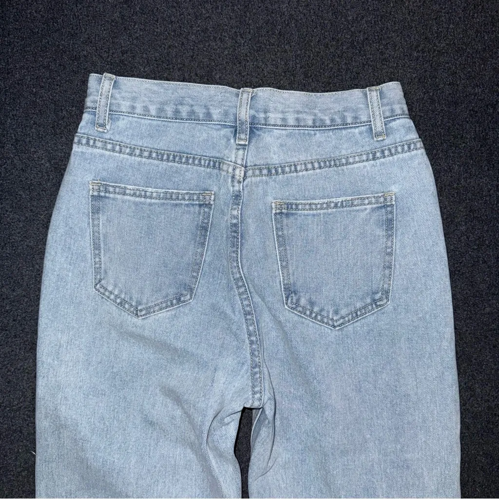 NWT Grey Lab High Rise Cut Out Ripped Straight Leg Jeans Sz 25 Light Distressed Blue - Image 5