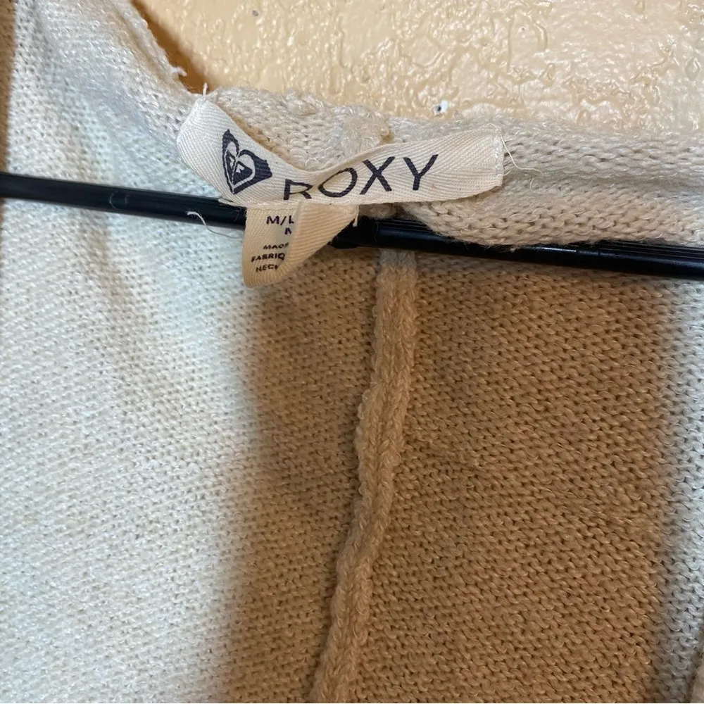 Roxy beige Cardigan Waterfall Front Size Medium/Large - Image 4