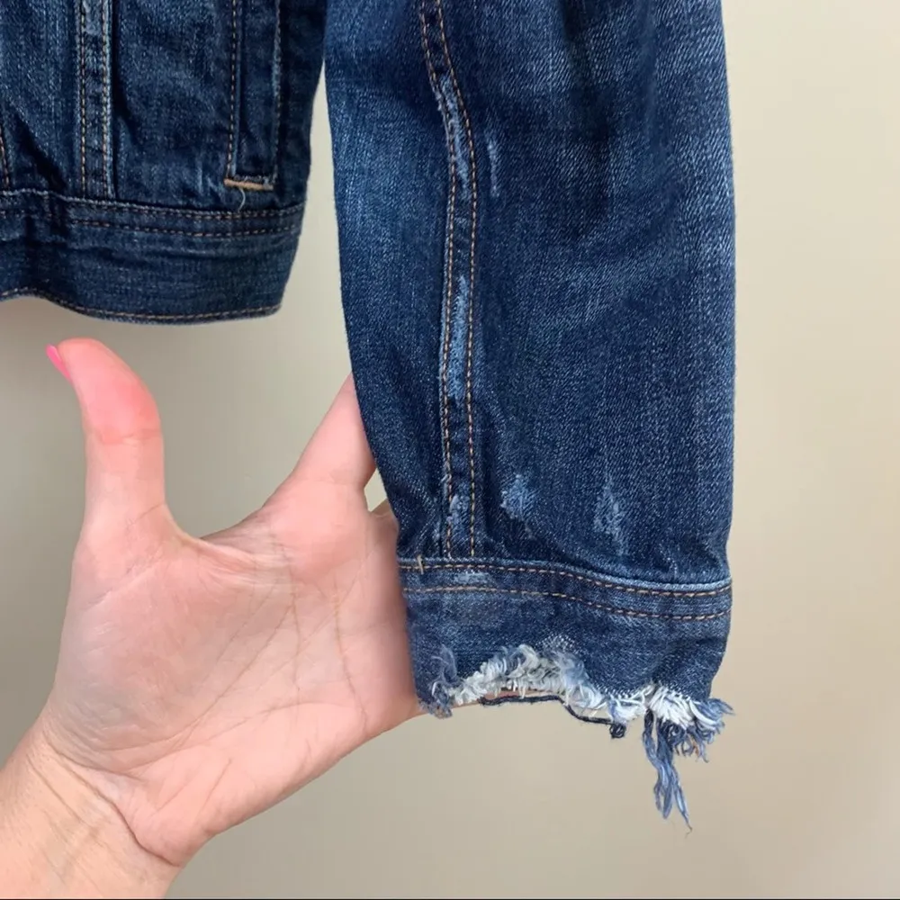 American Eagle Distressed Dark Wash Denim Cropped Jean Jacket - Image 3