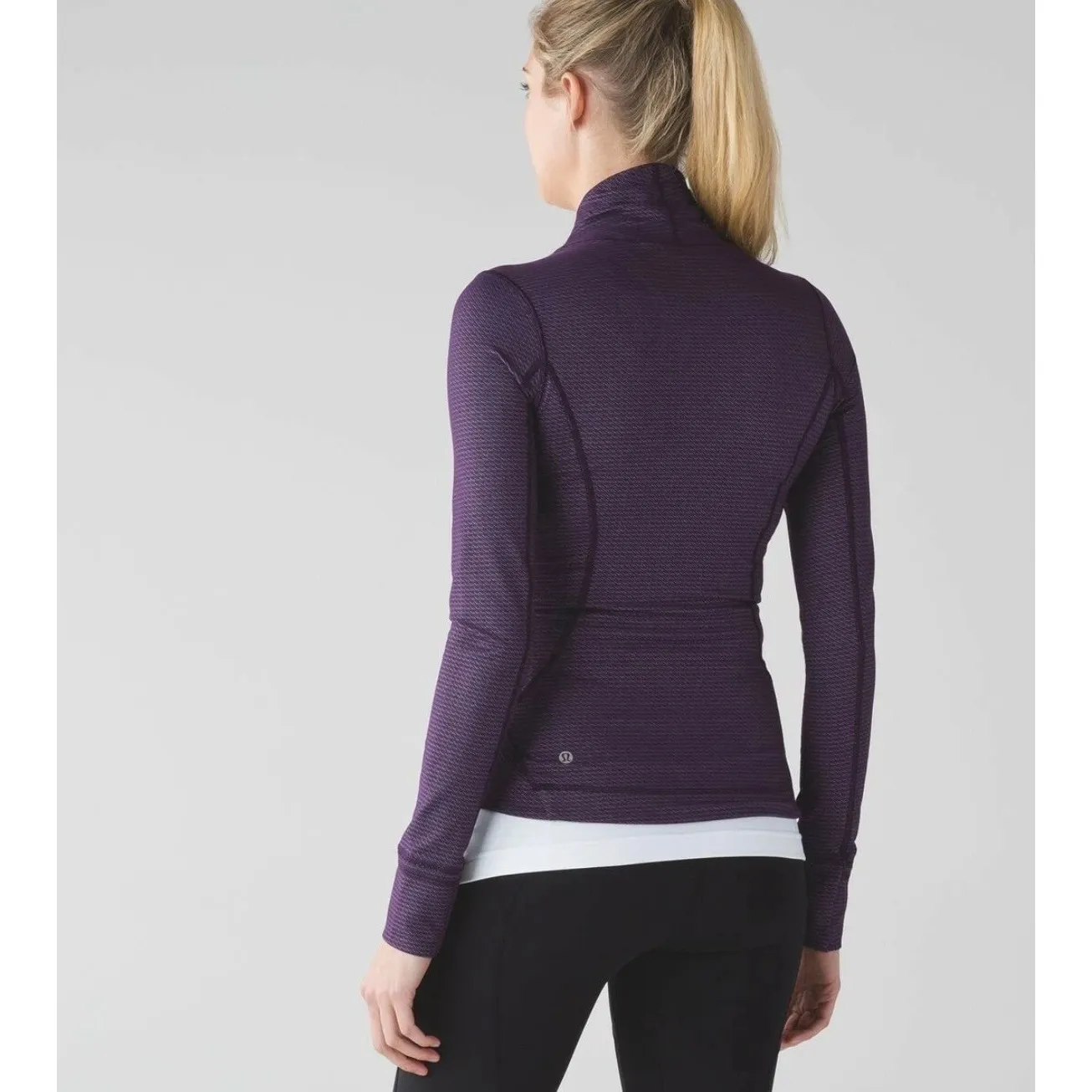 Lululemon Women's Precision Jacket Purple Sz 8‎ - Image 3