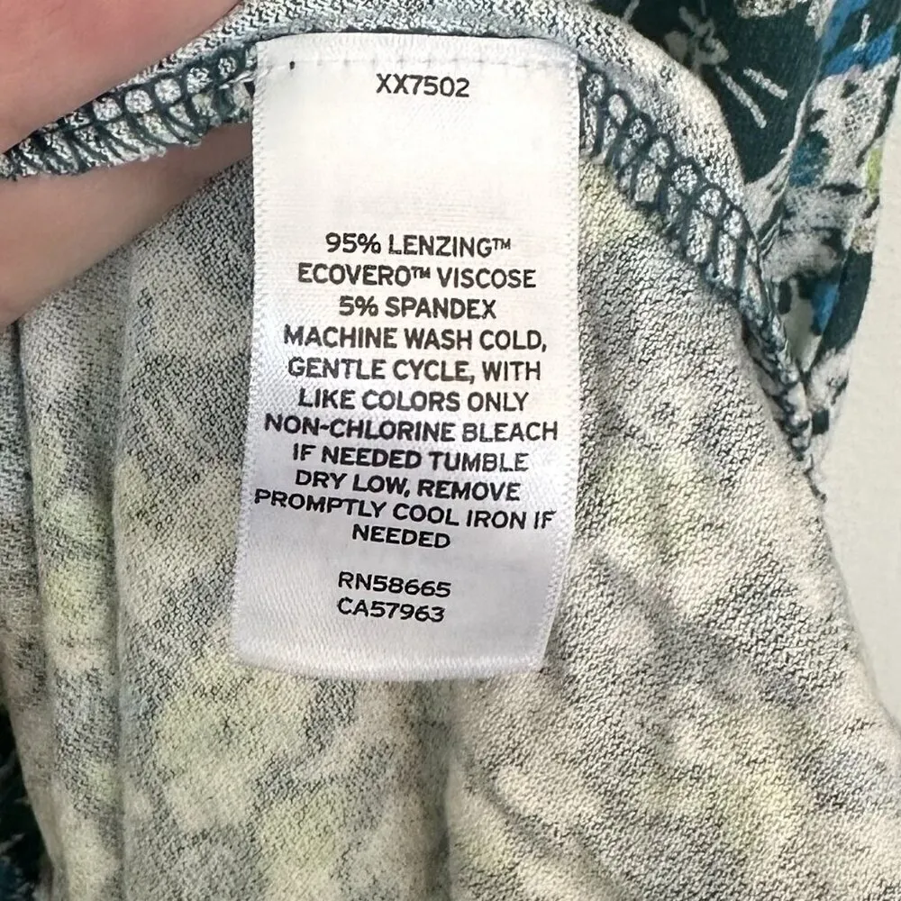 NWT bp Green Floral Knit Long Sleeve V-Neck Sustainable Dress - Size: M - Image 7