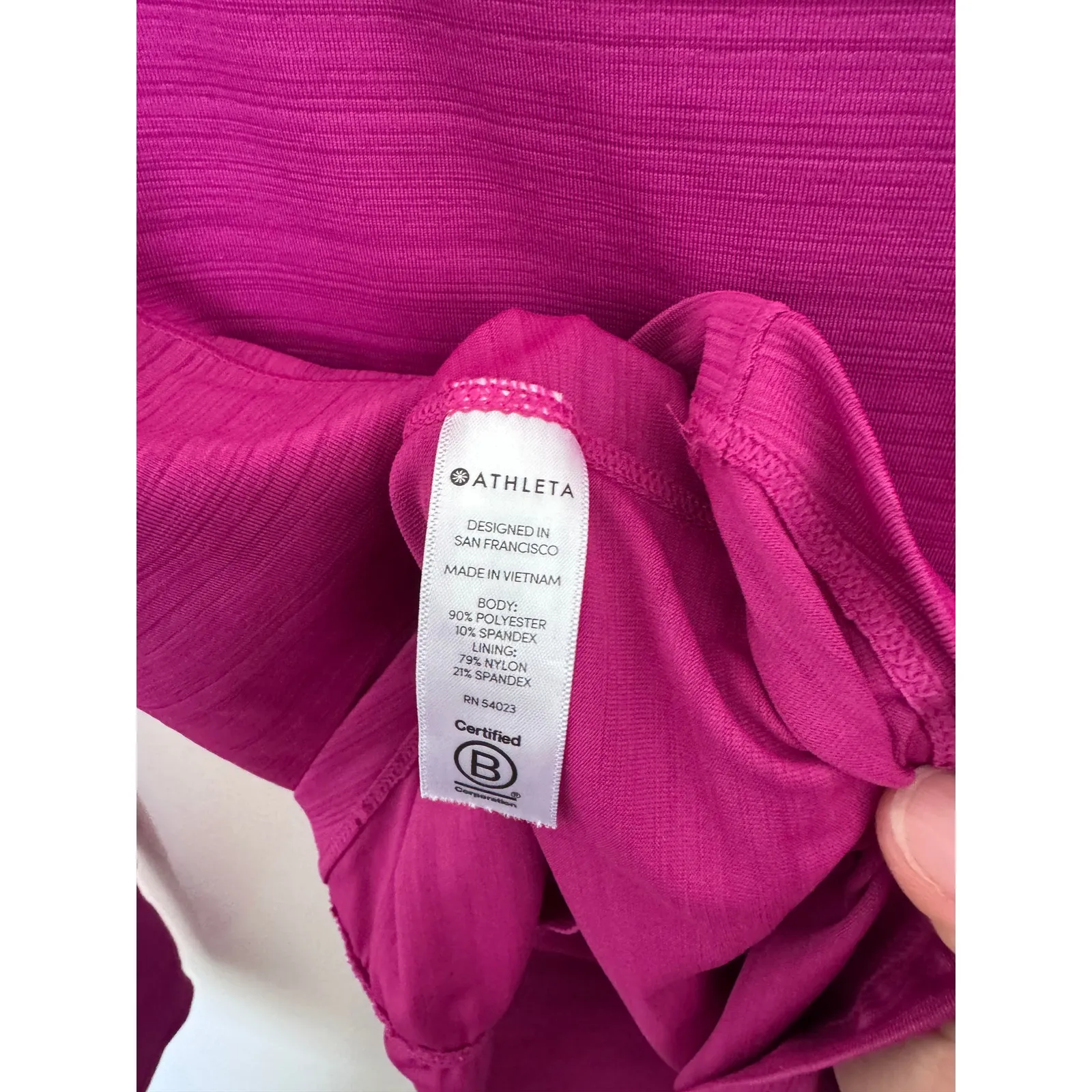 Athleta Pacifica Contoured UPF Long-sleeve Top Vibrant Fuchsia Size Medium - Image 5