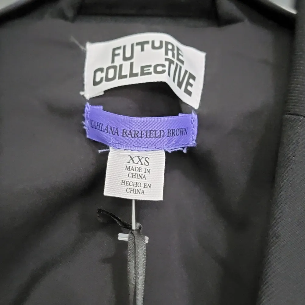 Future Collective Kahlana Barfield Brown NWT Oversized Black Blazer Size XXS - Image 11
