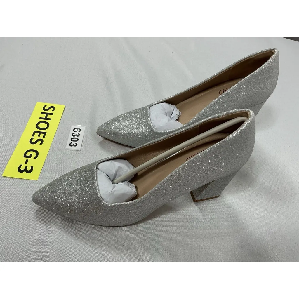 Womans Idifu Slipon Formal Pumps 7 Silver Sparkly Pointed Toe Block Heel NWOT - Image 2