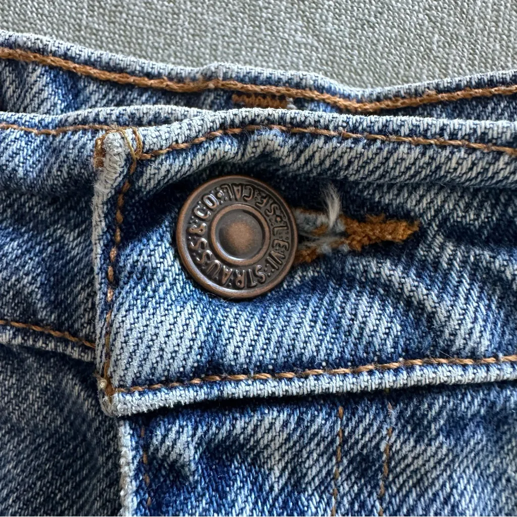 Levi’s Women’s Vintage Orange Tab 15951 Relaxed Fit Tapered Leg Jeans Size 10 - Image 8