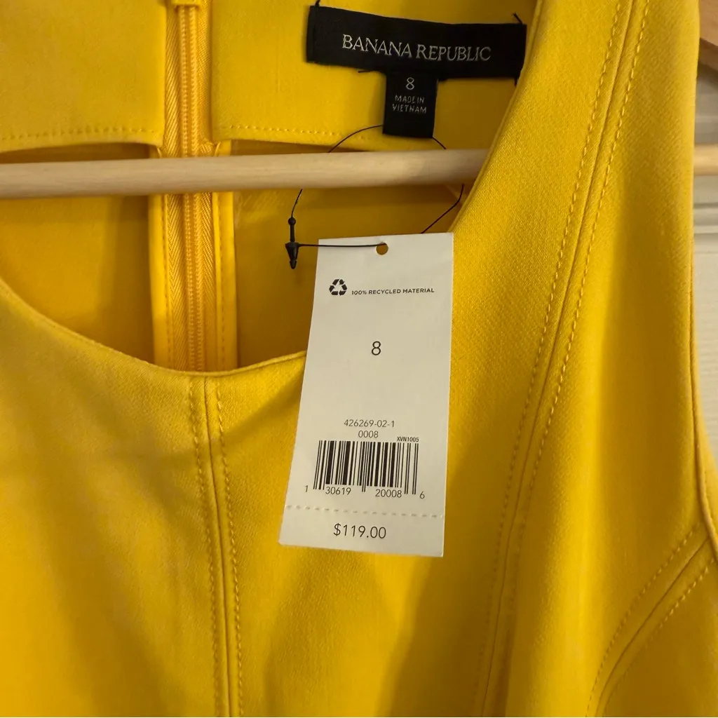 NWT Banana Republic Tailored Look Fit & Flare Dress - Image 3