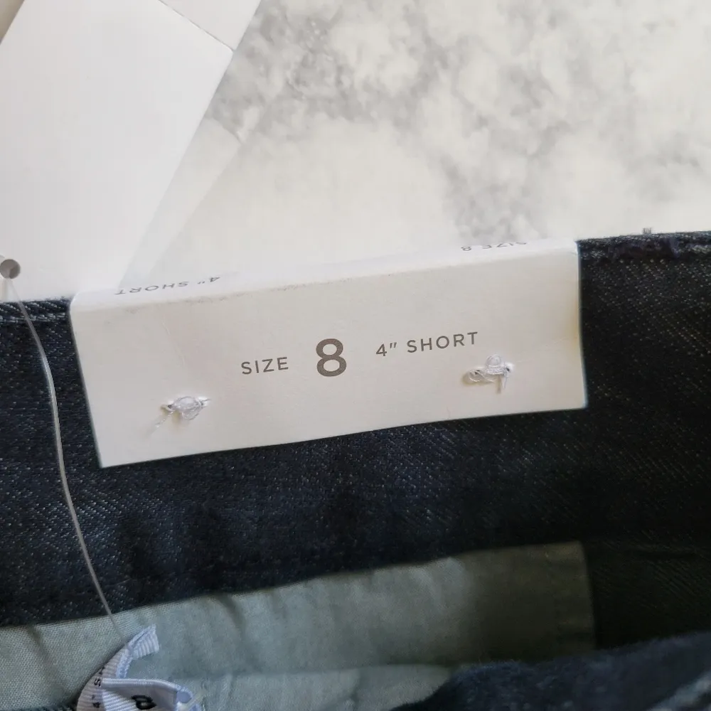 Loft Outlet denim flat front shorts size 8 - Image 4