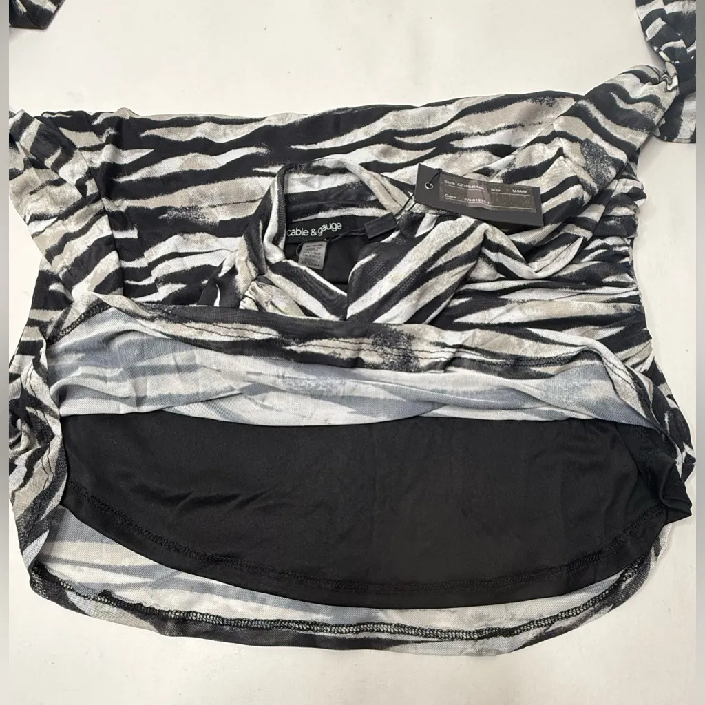 Cable & Gauge Women's Size M Zebra Print Sheer Blouse Top Lined Ruched New Years - Image 11