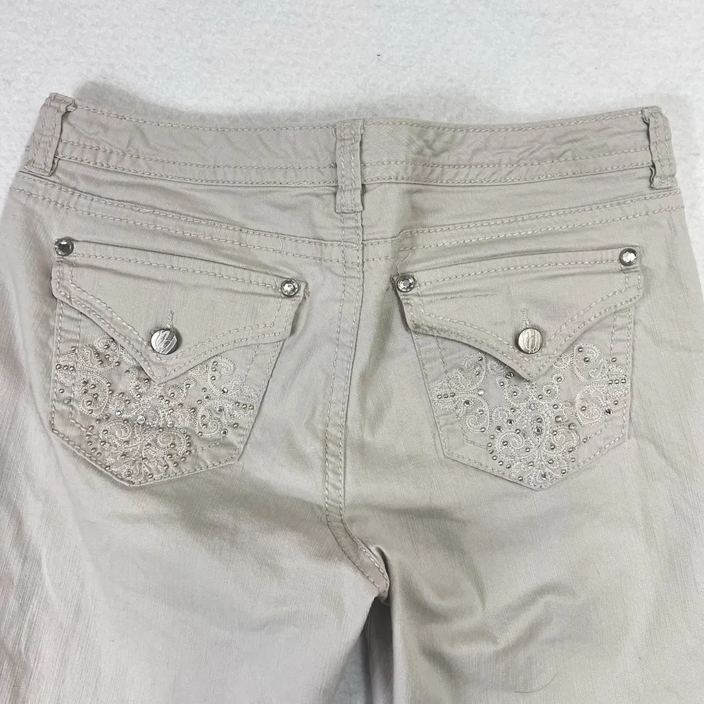 Nine West Jeans Capri Size 8/29 Missy Embroidered Rhinestone Back Pocket - Image 4