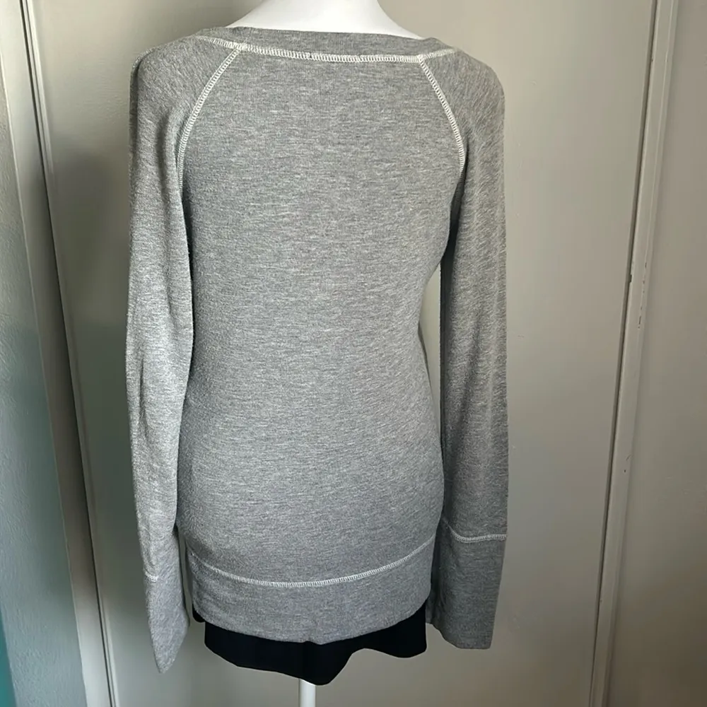 Theory Women’s Graphic Soft Thermal Stretch Boatneck Long Sleeve Shirt - Image 7