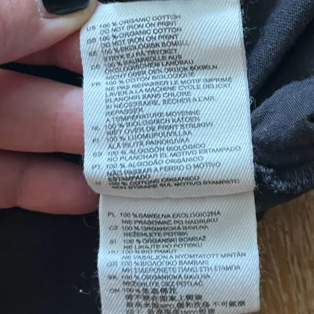 Rihanna for H&M Black and Red Tank Top limited edition 2008 - Image 7