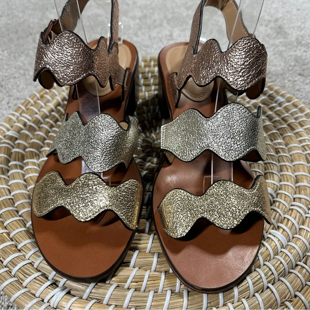Marc Fisher Women’s Omalla Sandal Block Heels Rose Gold Silver Scallop Size 9M - Image 3