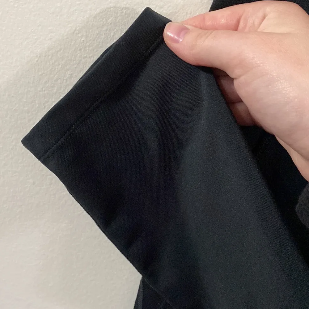 Saucony black Scooter athletic Capri run dry leggings size S - Image 7