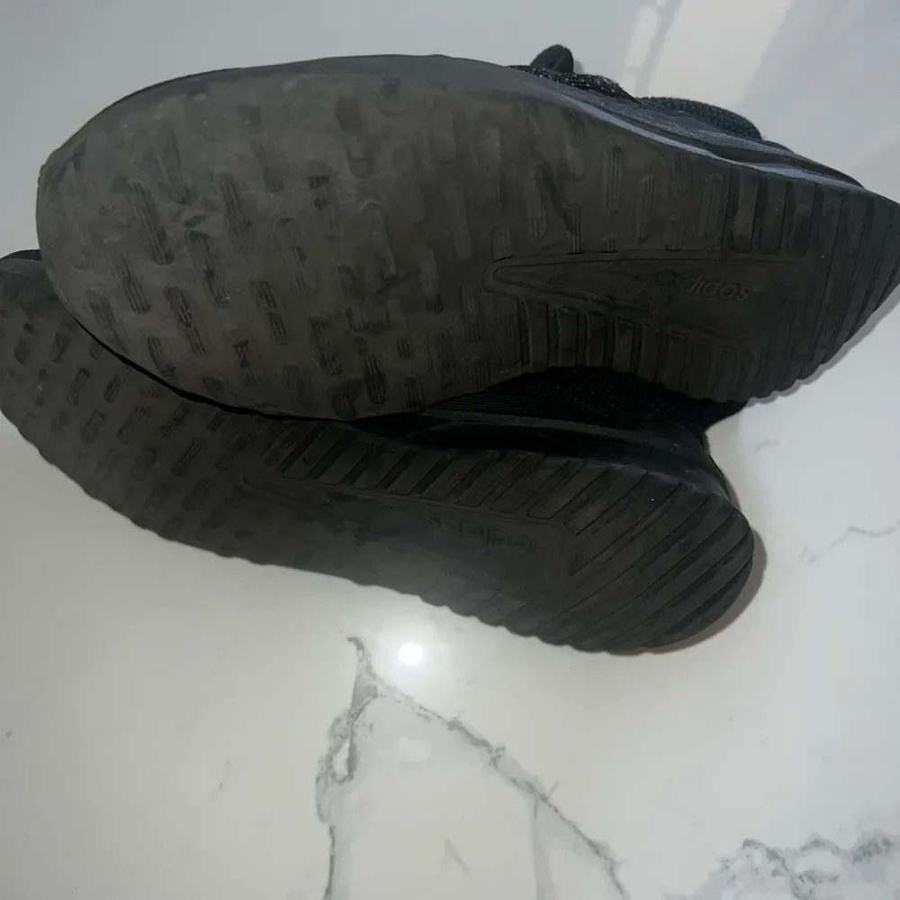 Adidas Running Shoes sz 5 - Image 5