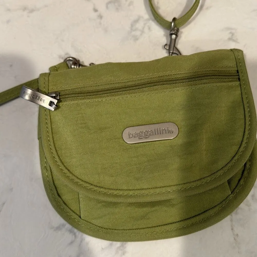 Baggalini crossbody convertible belt bag bright green festival travel bohemian - Image 4