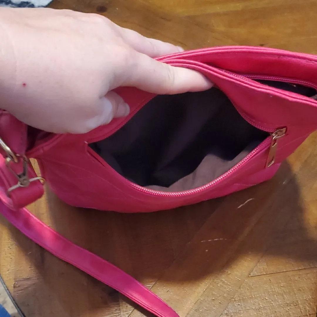 Chic Pink Quilted Shoulder Bag with Gold Studs - Image 2