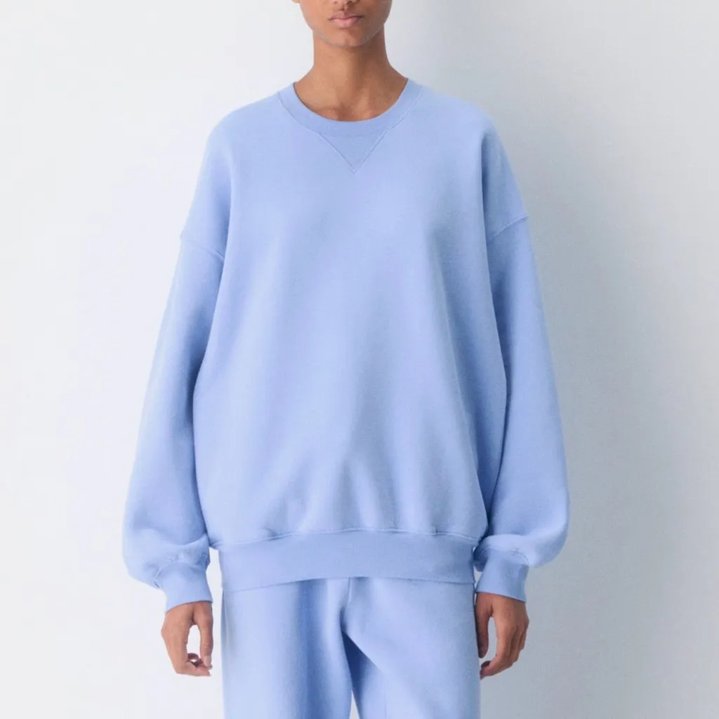 Aritzia cozy sweatfleece new mega crew sweatshirt size small - Image 3