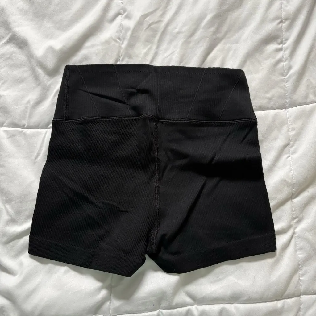 Aerie Womens Size Medium High Waisted Seamless Black Shorts Gym Nylon Spandex - Image 6