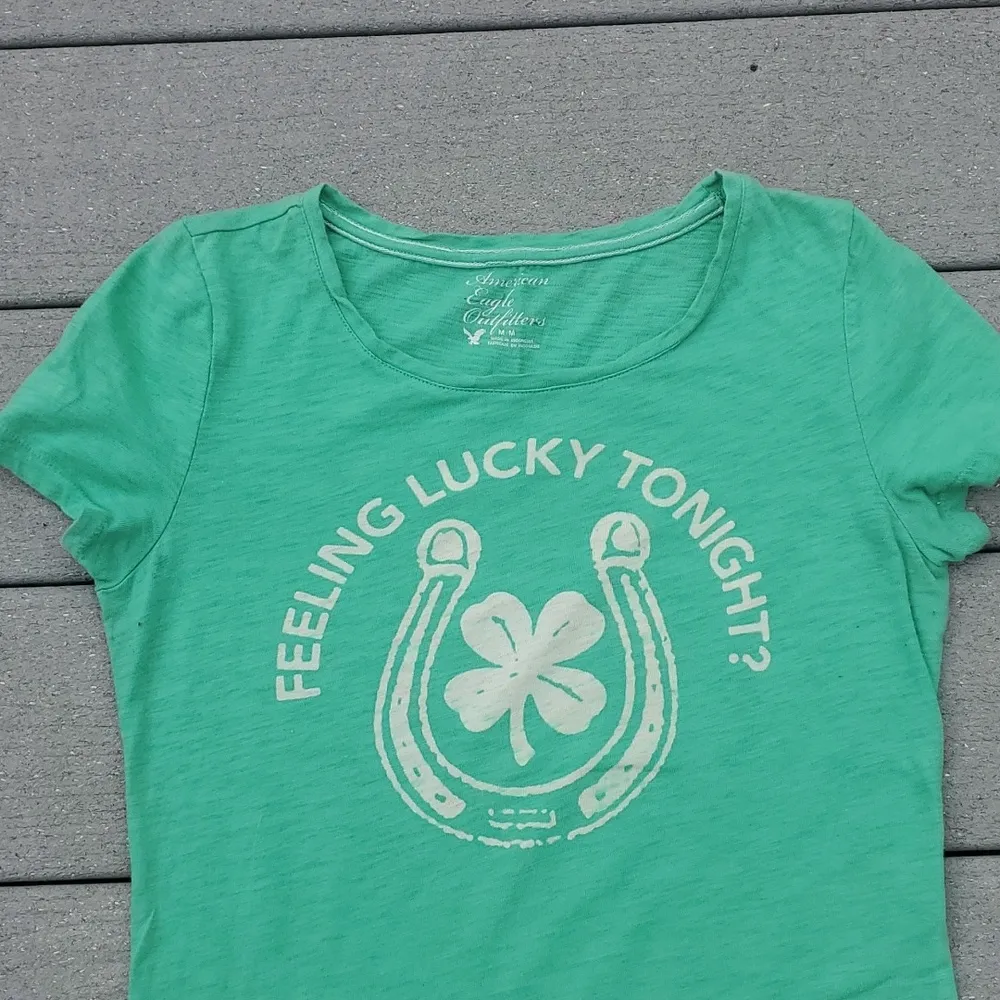 American Eagle Feeling Lucky Tonight Y2K Shirt Sleeve Graphic Tee - Image 2