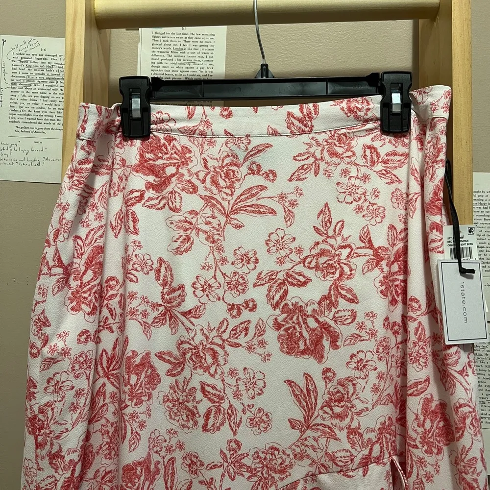 White Asymmetrical Flowy Skirt with Red Flower Patterns and Side Zipper NWT - Image 6