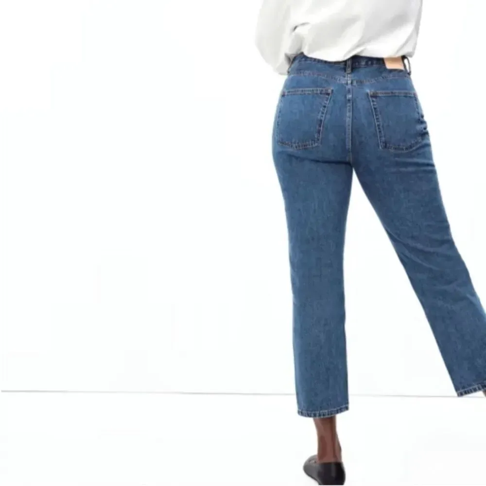 Everlane The Curvy 90’s Cheeky Straight Crop Blue Jeans Size 30 - Image 3