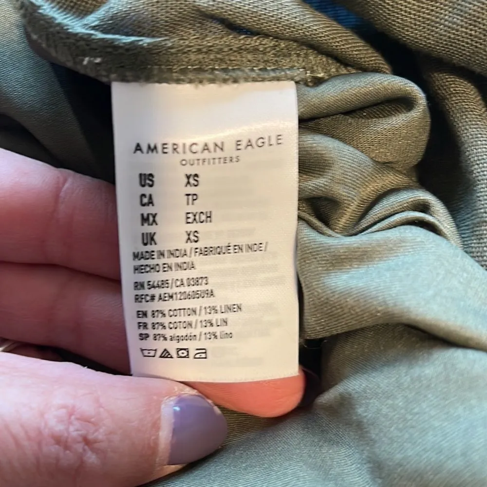 American Eagle Gaucho style pants.‎ Size XS. Casual, Army Green. - Image 5