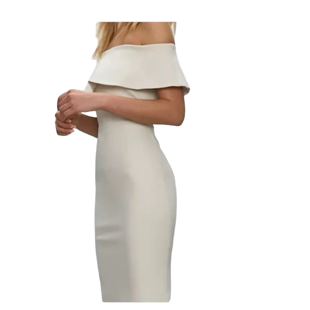 Aritzia Babaton Ruslan Off The Shoulder Dress in Cream - Image 3