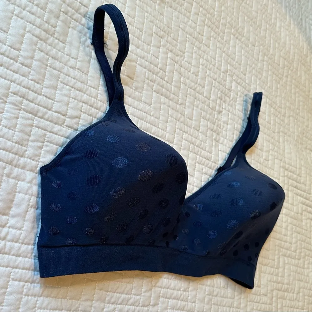 Target All In Motion Blue Polkadot Wireless Bra Size XL - Image 2