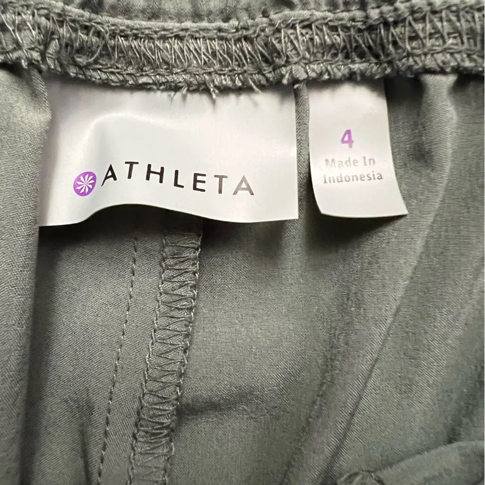 Athleta TIE WAIST SHORTS! - Image 2