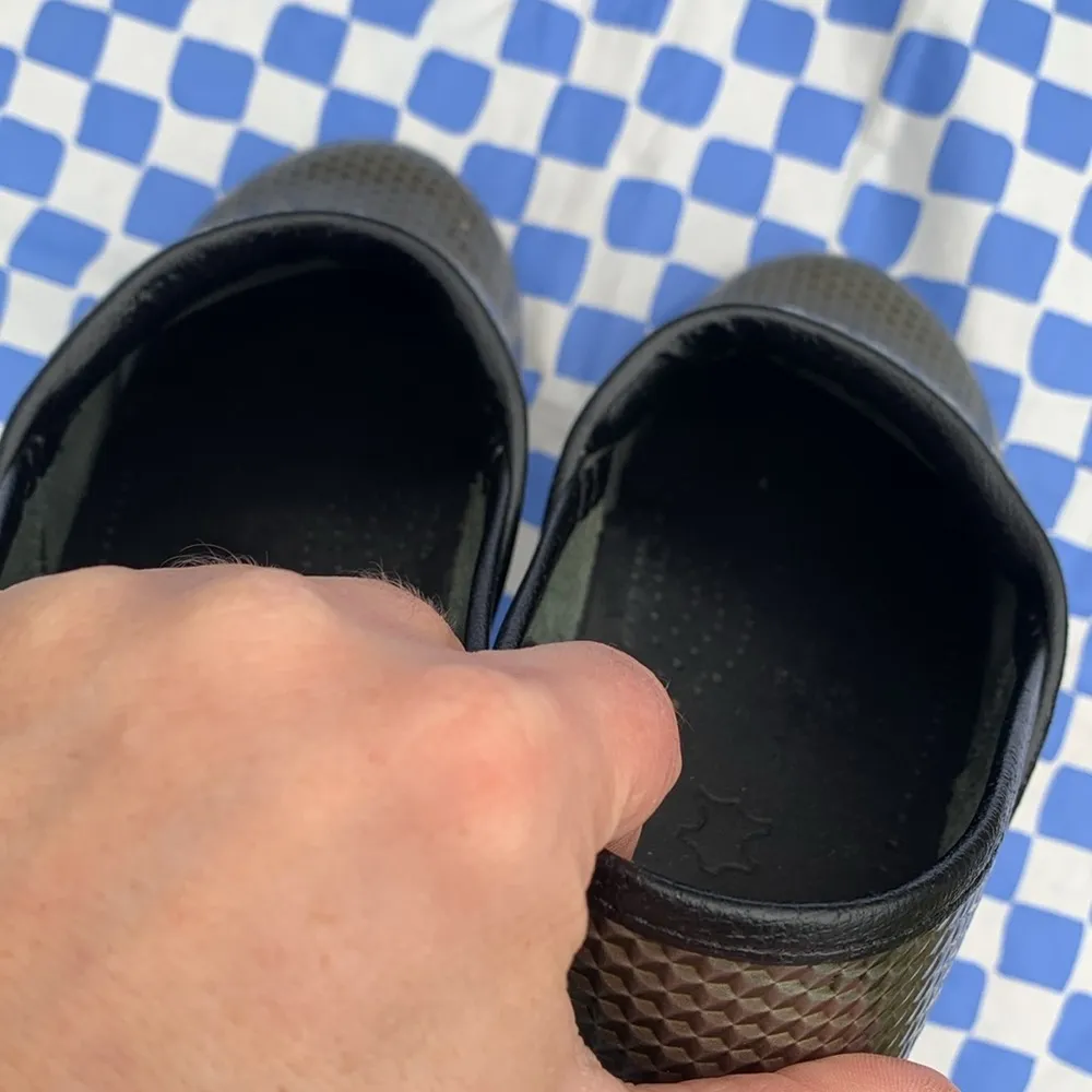 Dansko Green Metallic Clogs Size 38 - Image 7