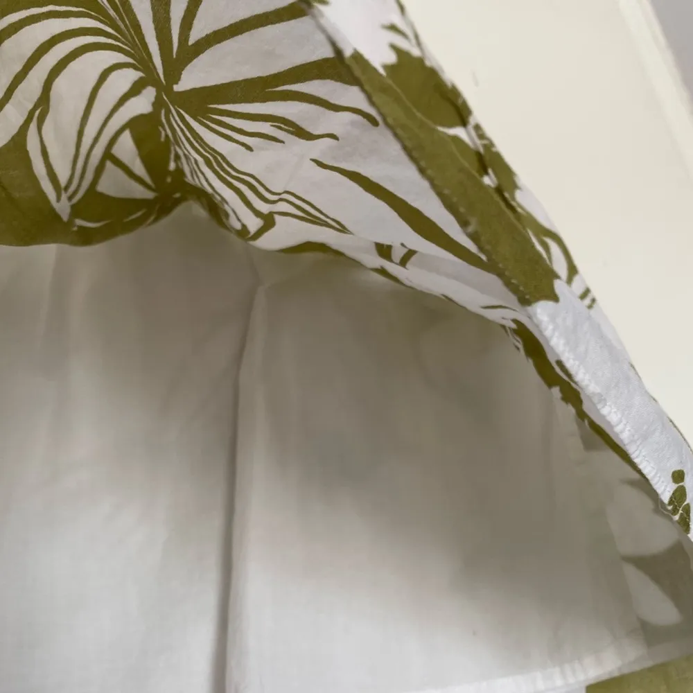 Ann Taylor Floral Green & White Skirt Profesional Teacher Office Wear - Image 4