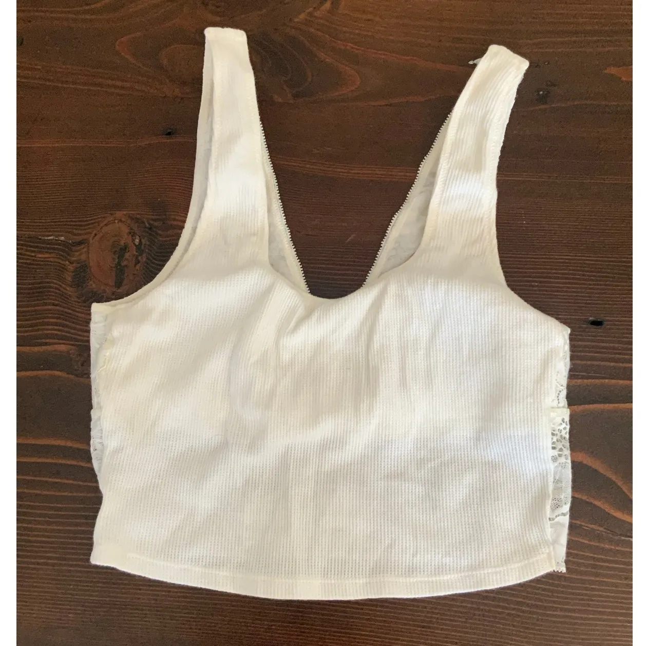 Aerie white lace Bralette/Cropped Top size small - Image 2