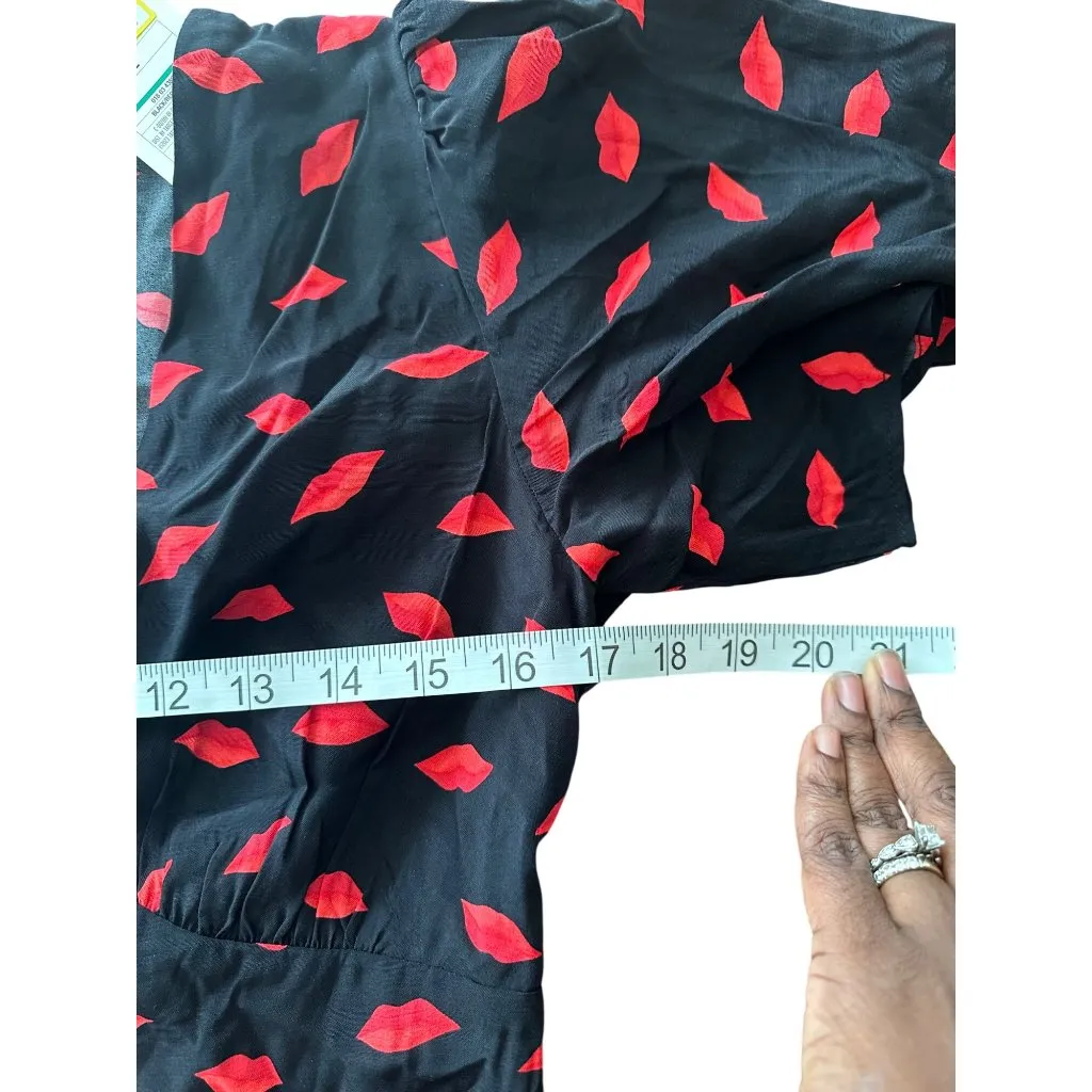 A New Day Black & Red Lip Print Midi Dress Size 2 Whimsical Dreamy Flowy - Image 6