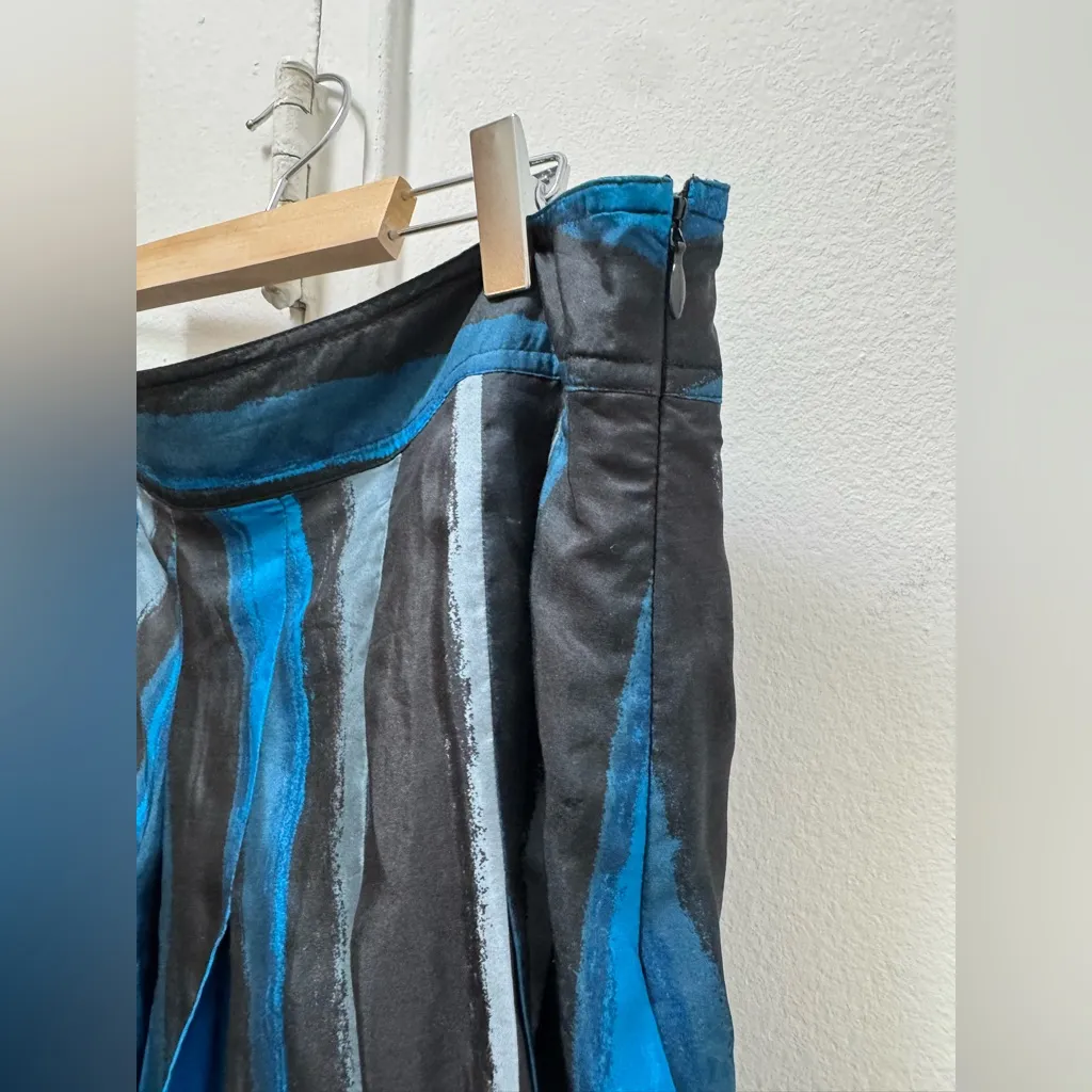 DONNA KAREN DKNY Turquoise Blue Black Gray Striped Silk Pleated Skirt Size 10 - Image 5