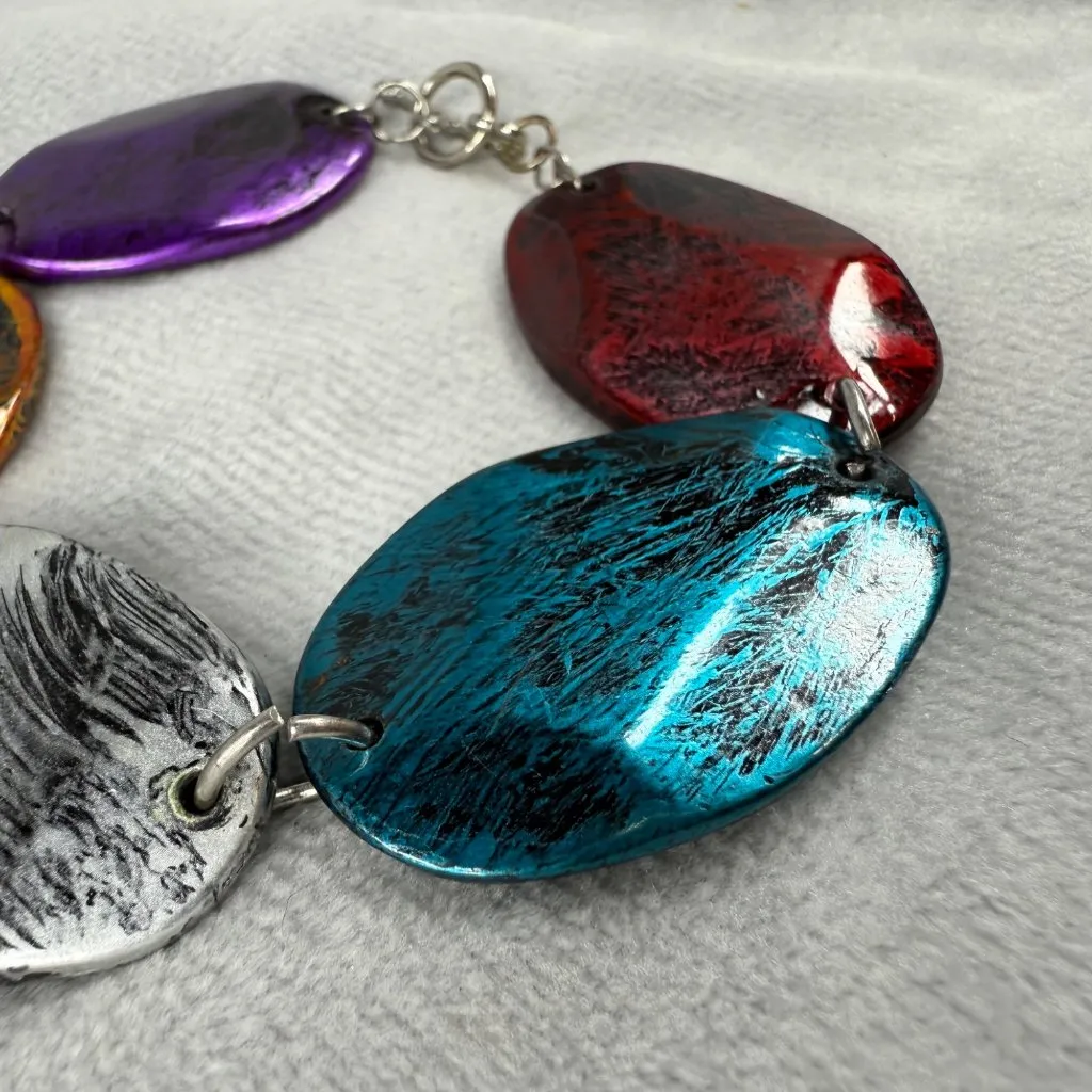 Colorful Oversized Oval Link Bracelet With Toggle Clasp Multicolored Metal Look Silver - Image 12