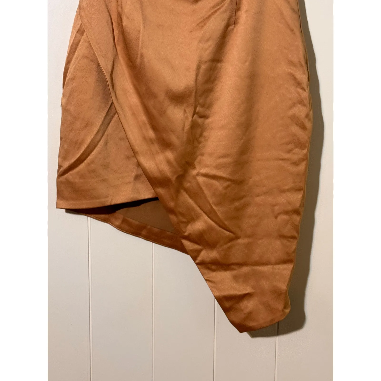 Elliatt New Camo Champagne Satin Mockneck Draped Dress Tulip Hem - Image 7