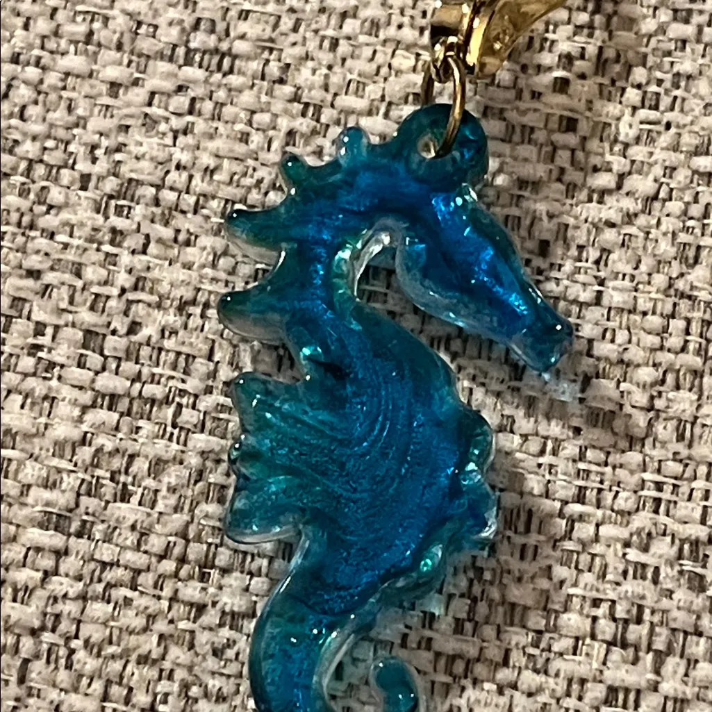Roman RMN Seahorse Pendant Blue and Green - Image 4