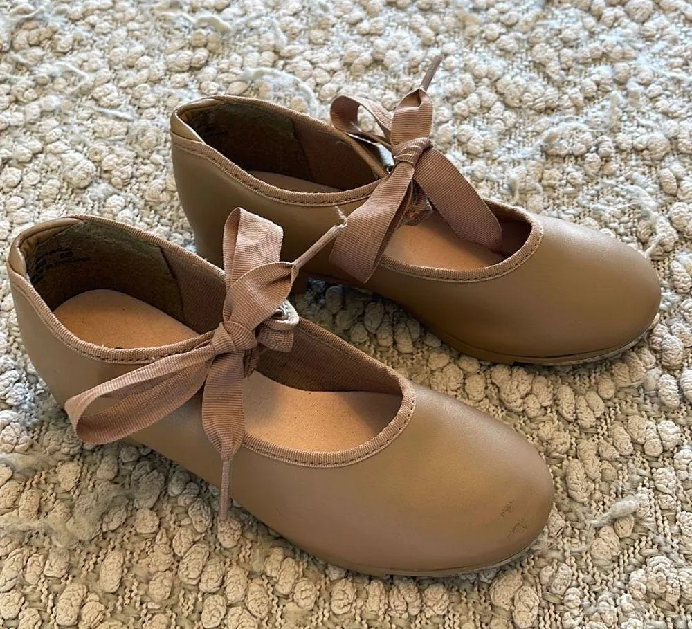Capezio Tap Shoes. Size 12.5. Tan - Image 3