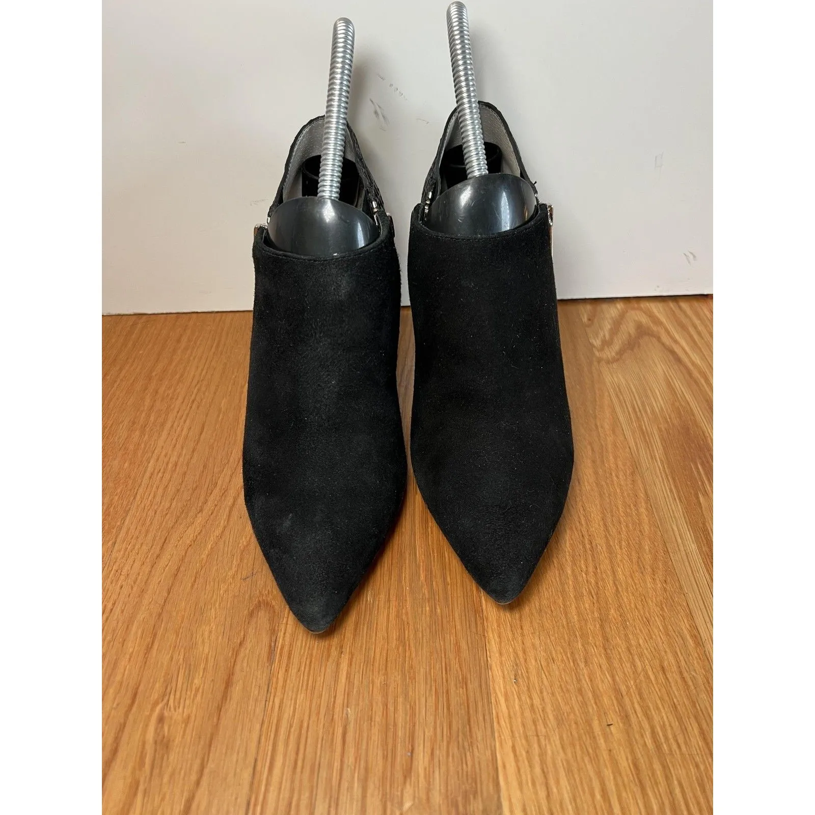 Michael Kors Shoes Womens Size 6.5 Black Suede Snake Ankle Booties Zip - Image 2