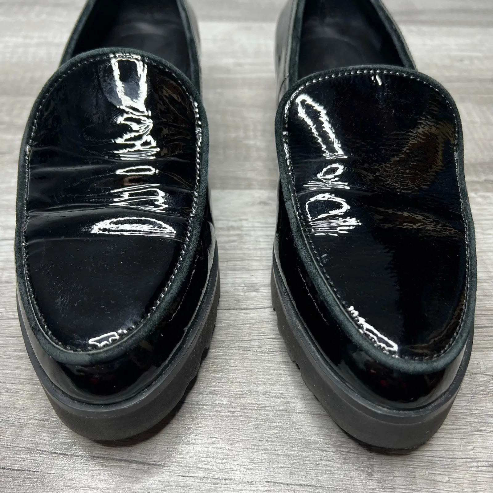 Donald Pliner Women's Elen Loafer Crinkle Patent Leather Shoes Black Size 7 1/2N - Image 3