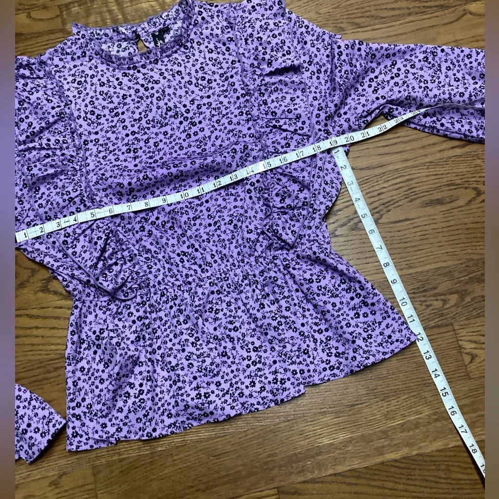 Influence ruffle blouse. Size 14. Purple with black floral print - Image 8