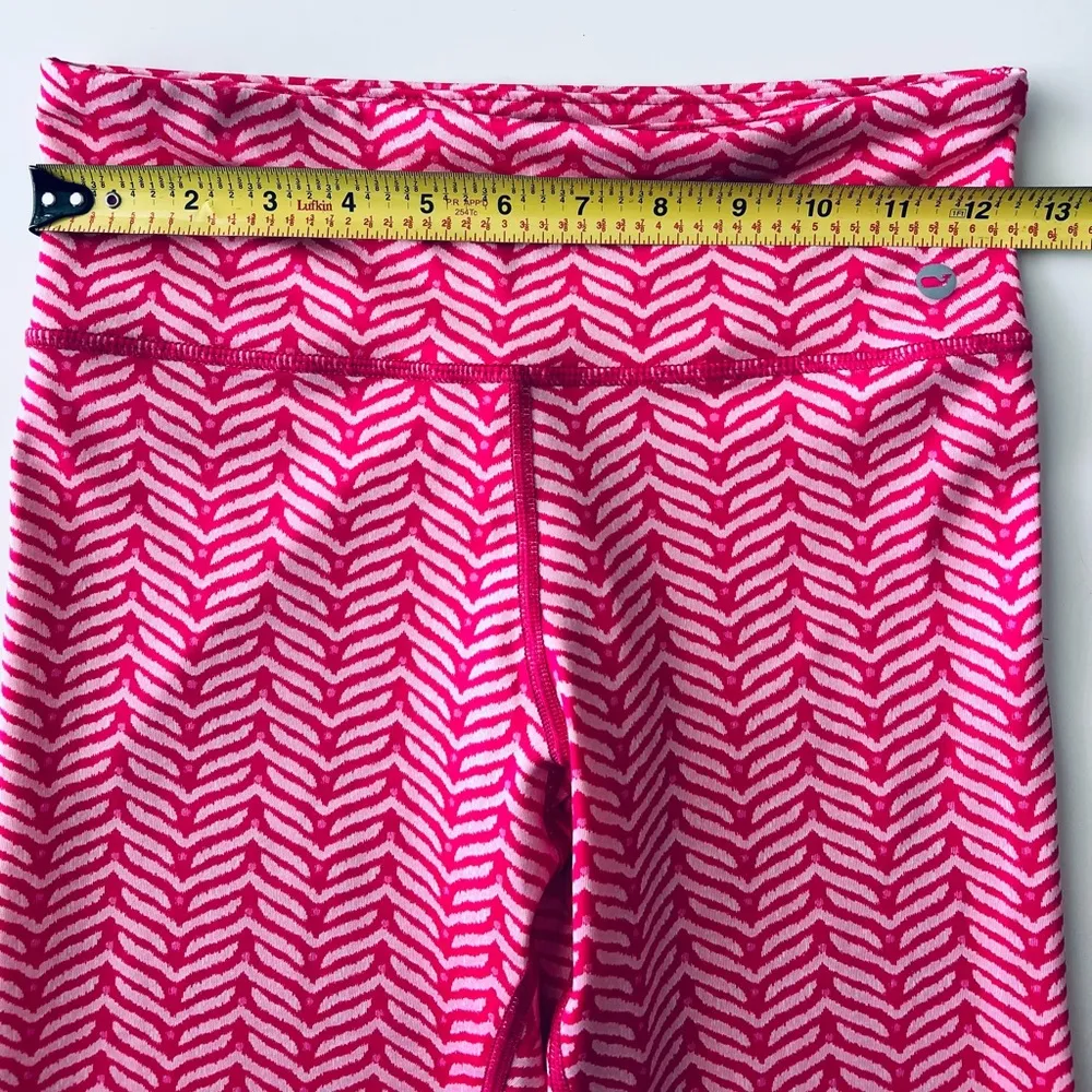 women pink Whale Tail Performance Leggings XS - Image 7