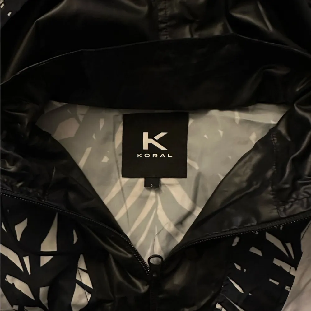 Koral Borde Hooded Anorak Black & White Palm Print Yoke NWOT Small Windbreaker - Image 7
