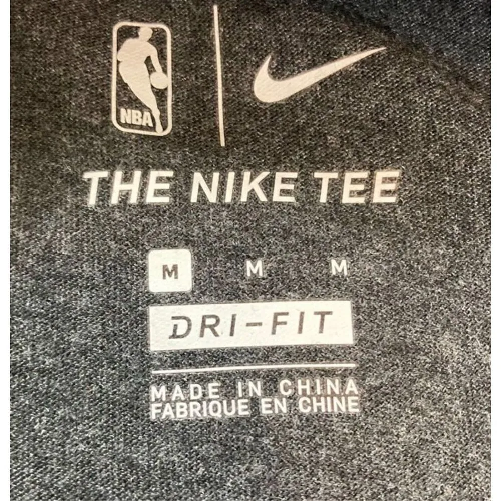 The Nike Tee Dri-Fit Golden State Warriors Gray Ombré Shirt Size Medium - Image 5