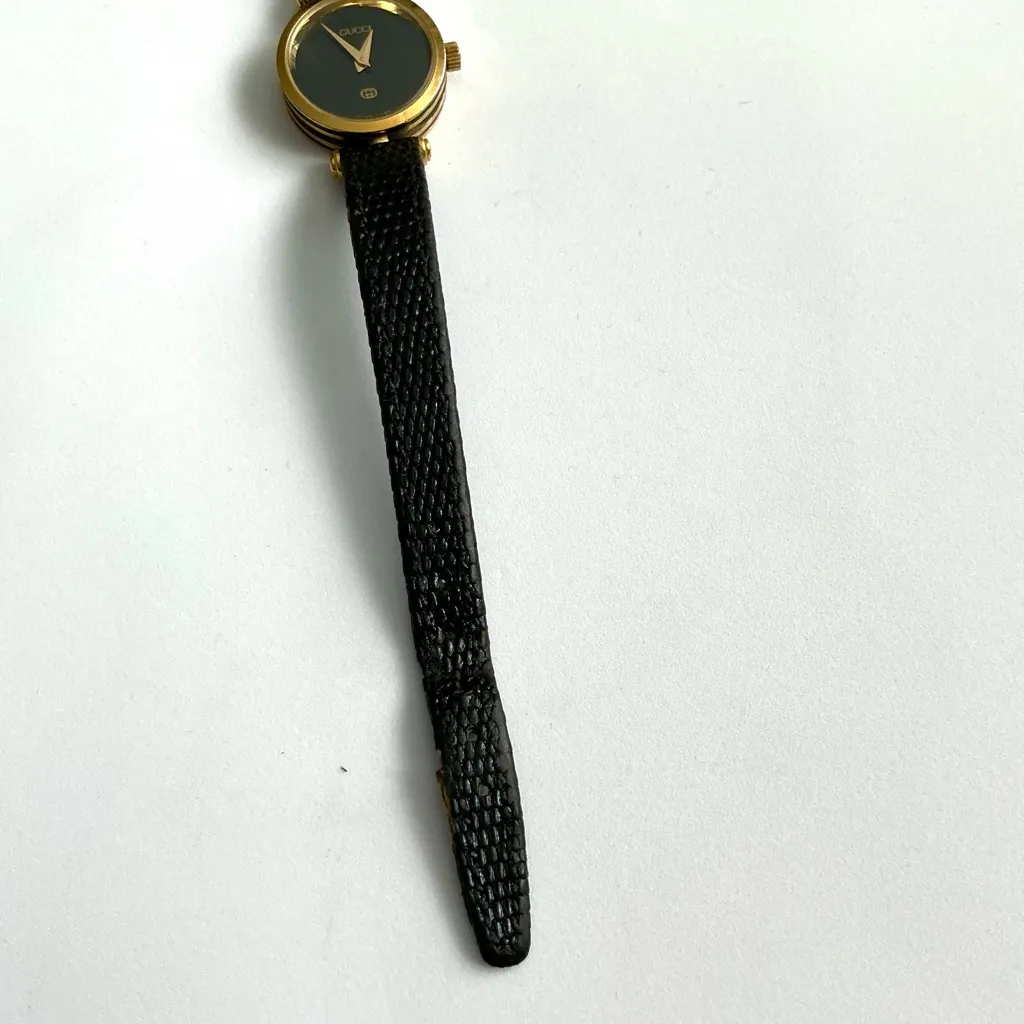 Ladies GUCCI lovely DRESS watch💖💖 - Image 9