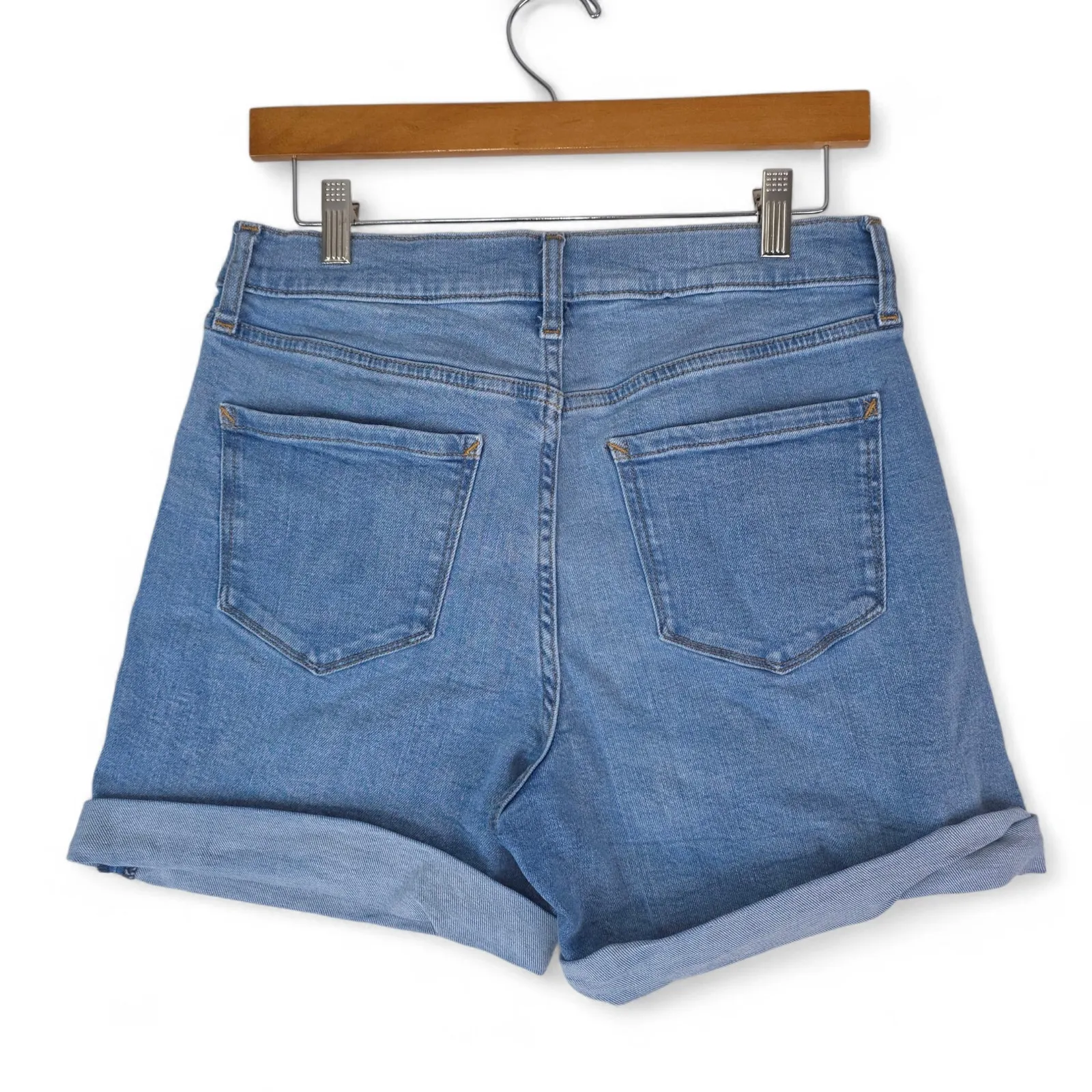 a.n.a A New Approach Shorts Womens 10 (30x5) High Rise Midi Short Button Fly Blue - Image 2