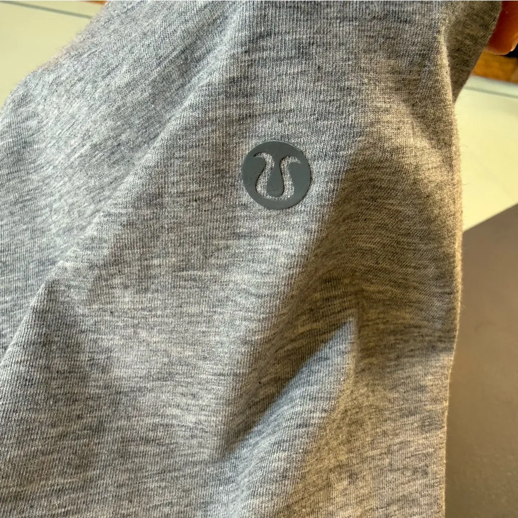 Lululemon Crescent Tank, Heathered Vapor (Gray), Size 2, EUC - Image 6