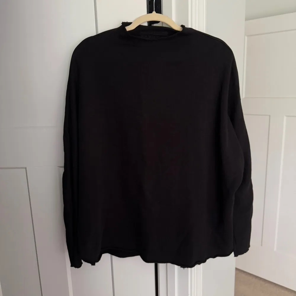 Frank & Eileen EFFIE Long-Sleeve Funnel Neck Capelet Black Triple Fleece - Image 2